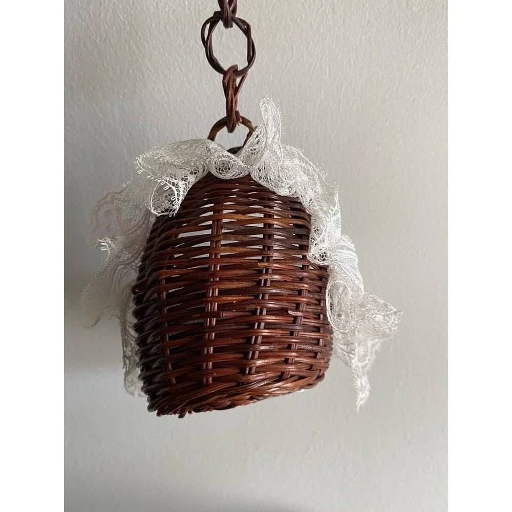 Hanging Wicker Doll Basket Vintage‎ Doll Bassinet with Angel Lace Doll Ornament